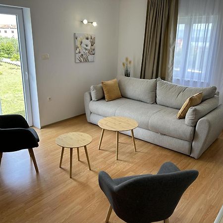 Sweet Lapat By El-Pi Tours Apartment Porat  Exterior foto