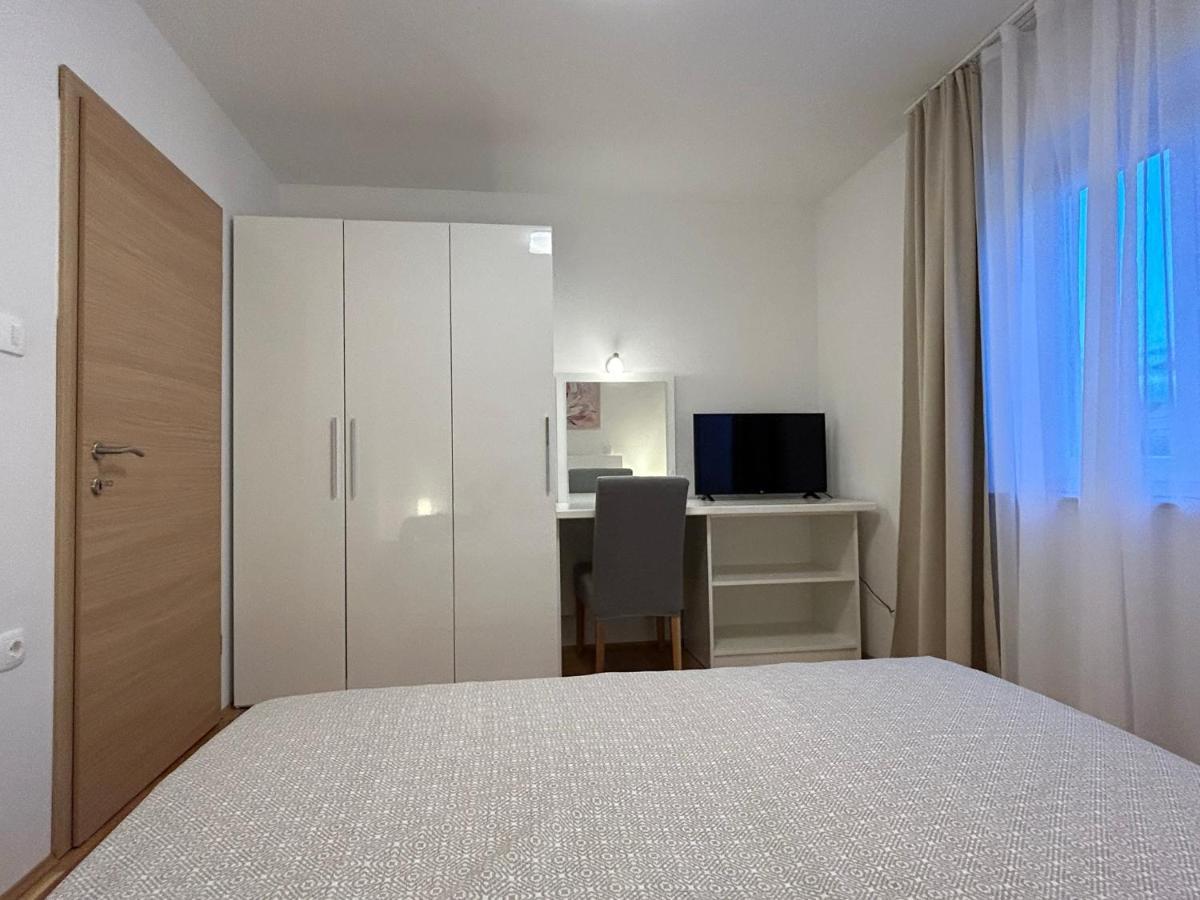 Sweet Lapat By El-Pi Tours Apartment Porat  Exterior foto