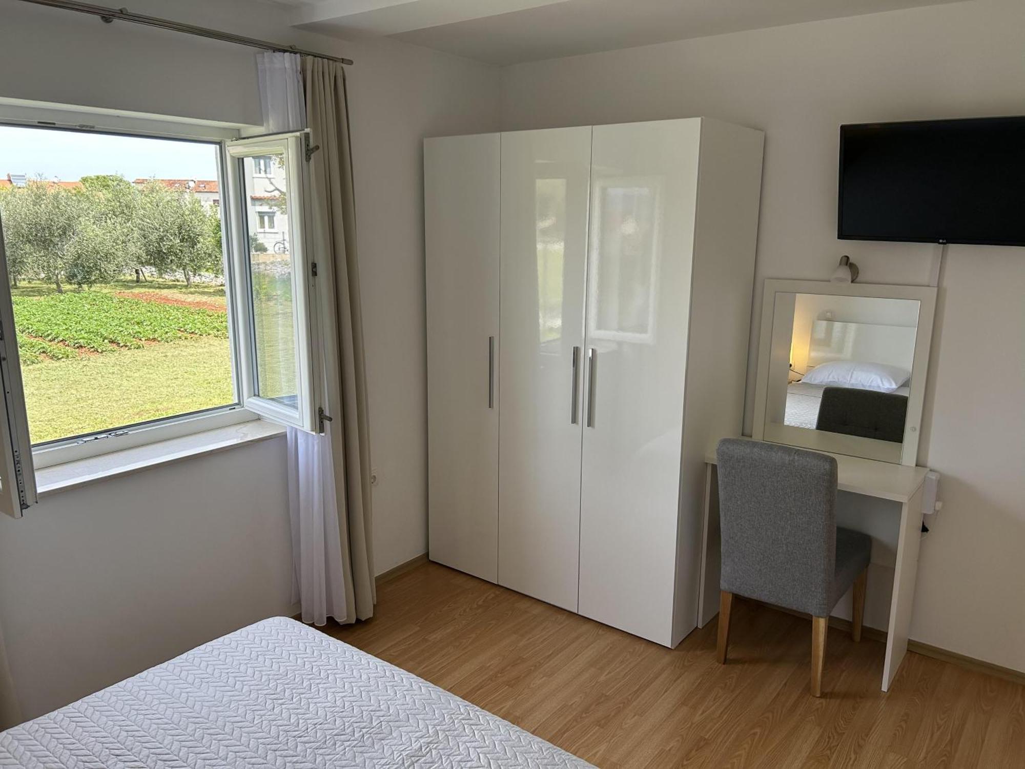 Sweet Lapat By El-Pi Tours Apartment Porat  Exterior foto